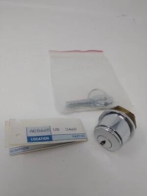 Cerradura de puerta delantera izquierda y maletero UB2460 OEM con llaves para Rolls-Royce Bentley 1955-65 Foto 1 de 4