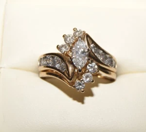 14K Yellow Gold Engagement .5 ct Center Marquise Diamond & Wedding Band Set - Imagen 1 de 10