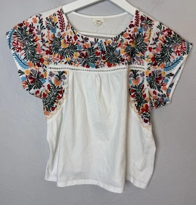 Anthropologie TINY Tatum Floral Embroidered T Shirt Size XS Mexican Style - Picture 1 of 4