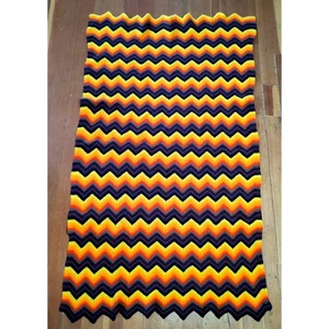 Chevron Autumn Fall Colors Crochet Afghan Granny Throw Handmade Blanket 60 x 35 - Picture 1 of 3