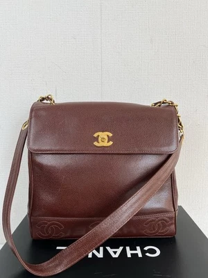 Bolso de Hombro Chanel Cuero Triple Coco Borgoña Foto 1 de 4