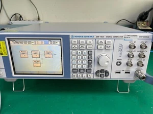 Rohde & Schwarz SMF100A generador de señal de microondas 100KHz-22GHz _4593 - Imagen 1 de 20