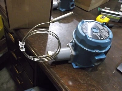 INTERRUPTOR DE TEMPERATURA UNITED ELECTRIC E122-2BSB 300F TEMPERATURA MÁXIMA (813) Foto 1 de 4