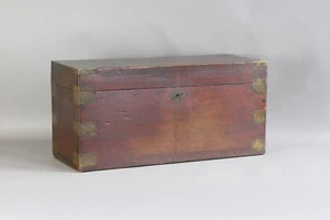 Wooden Box - Picture 1 of 7