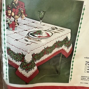 Vintage Retro Christmas Garland Holiday No Iron Tablecloth 52 x 52 NEW NOS - Picture 1 of 5