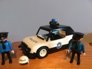 coche y lancha policia playmobil