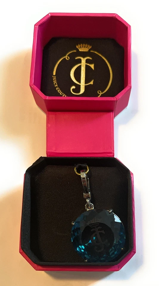 Juicy Couture Grande Solitario Azul Cristal Estrás Dije - Logo Incrustado Nuevo en Caja Foto 1 de 4
