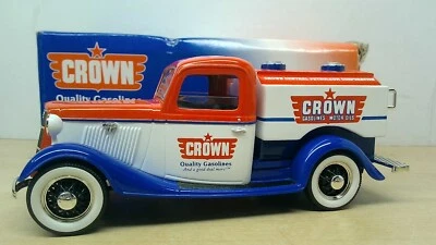Banco de monedas Crown Oil Gas fundido a presión #9256 1935 Ford 1:25 con llave vintage NUEVO en caja Foto 1 de 4