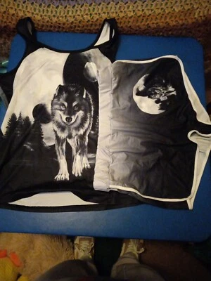 gym outfit women - Image 1 of 3