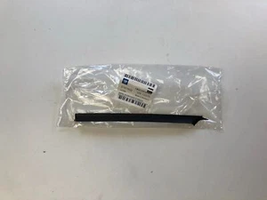 NUEVO NOS barra de techo cubierta trasera derecha original Opel Vectra B hatchback - Imagen 1 de 5