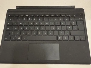 Microsoft Surface Tastatur QWERTY 1725 Reisetastatur Typecover - Bild 1 von 2