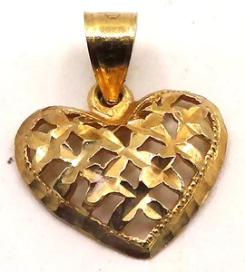 BEAUTIFUL SOLID 10K YELLOW GOLD HEART  CHARM / PENDANT - Picture 1 of 6