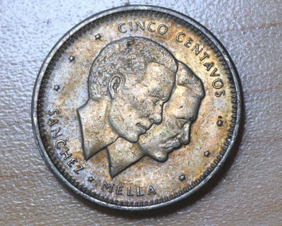 1986 Dominican Republic 5 Centavos - Image 1 of 2