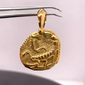 David Yurman 18k Yellow Gold Scorpio Amulet Pendant $1675 Retail - Picture 1 of 18