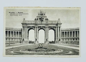 Vintage Arcades du Cinquantenaire Half-Century Arch Brussels, Belgium Postcard - Picture 1 of 2