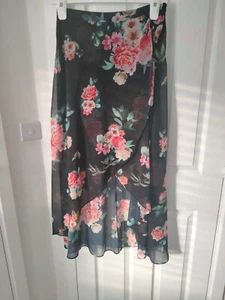 Tesco Skirt Sz 12 Black Floaty Boho Cream Pink Roses Shirt V Front Long Back - Picture 1 of 7