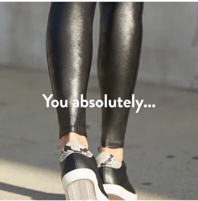 ZAPATILLAS BANANA REPUBLIC 8.5 Cuero Negro, Acento Serpiente en el Talón Foto 1 de 4