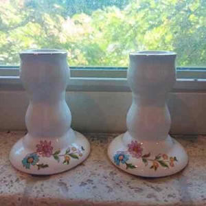 White Candlestick holder Pair (2) Vtg Small Garden Lover Floral Boho Chic - Picture 1 of 8