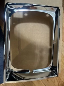 1982-90 Chevrolet S10/S15/Sonoma Right Headlight Door 15591586 - Picture 1 of 8