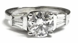 Hermoso anillo de compromiso buguatte cónico de oro blanco de 14 K de 1,63 quilates con diamantes naturales - Imagen 1 de 1