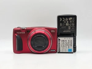 [EXC.5+] Multilingual Fujifilm Finepix F900 EXR 16.0MP Digital Camera Red JAPAN - Picture 1 of 12