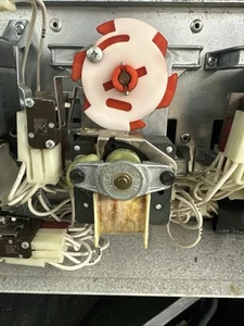 1 Dixie Narco Double Column Vend Motor Red/White Can Vending - Picture 1 of 4