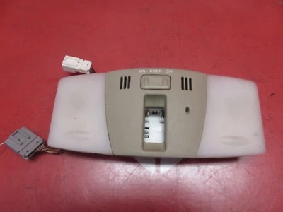 Infiniti G35 2007-2008 sedán OEM luz de cúpula delantera  Foto 1 de 4