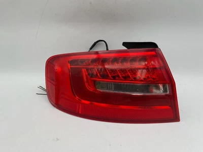 Luz trasera izquierda Audi A4 2013-2016 sedán lado del conductor OEM 8K5 945 095 AD Foto 1 de 4