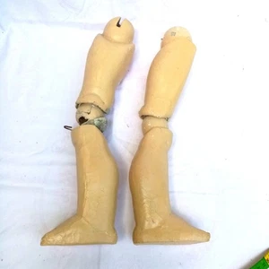 Patas de muñeca composición antigua, articuladas, 14,57" / 37 cm, Alemania - Imagen 1 de 8