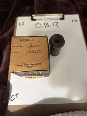 Buje de brazo loca de dirección para automóvil de pasajeros Chevrolet 1955-57 genuino GM 3714575 Foto 1 de 3