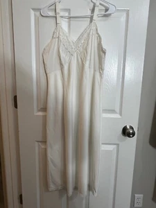 Vintage Lorraine Full Slip Dress Lingerie 38 Lot 1042 White Lace Trim Adjustable - Picture 1 of 13