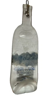 BOTELLA DE VIDRIO GRANDE PLANA GRIS GANSO VODKA 1,75 LITROS TABLA DE QUESO BANDEJA CUCHARA RESTO Foto 1 de 4