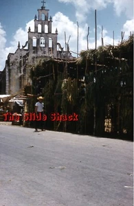 Chumayel Yucatan Mexiko Straßenszene Markt Kirche 1961 Kodachrome Kleinbilddia - Bild 1 von 1