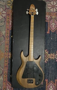 Vintage Gibson Grabber Bass 1974-1975 - Picture 1 of 5