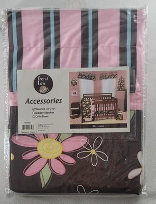 Trend Lab Baby Accessories Blossoms Window Valance 82" x 15" New In Package - Image 1 of 4