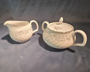 Creamer & Sugar Bowl w/ Lid Vanessa 513 Fine China Floral Mikasa Japan - Picture 1 of 6