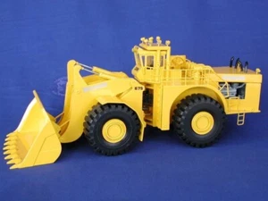 Michigan 675 Wheel Loader with ROPS Lights Yellow EMD 1:50 Scale Model #N100 New - Picture 1 of 2