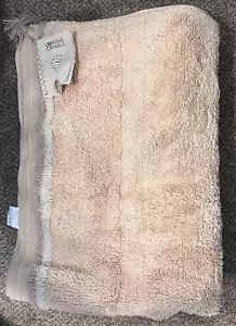 Tappeto lavabile Lorena Canals Golden Bloom 4’7” x6’7” fienile in ceramica nuovo con etichette $295 - Foto 1 di 3