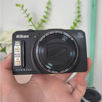 Nikon COOLPIX S9700 Digital Camera 16.0MP 30x Optical Zoom Black - Image 1 of 4