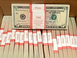 FREE SHIPPING US Federal Reserve 5 Dollar Sequential Notes Lot Of 10  2020-2024 - Picture 1 of 3