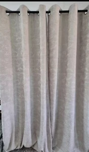 Studio G Topia Tende Geometriche in Ciniglia con Occhielli, ARGENTO 44x90" 112x229cm - Foto 1 di 12