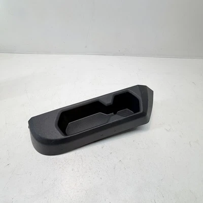 OEM 2018-2024 VOLKSWAGEN TIGUAN CUARTO TRASERO IZQUIERDO PANEL PORTAVASOS CUBIERTA MOLDURA Foto 1 de 4