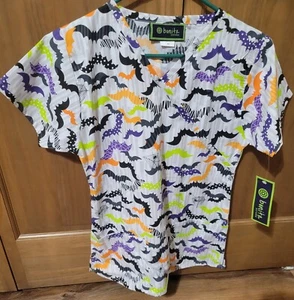 NWT - CUTE HALLOWEEN SCRUB TOP WITH BATS SIZE: X-SMALL - Picture 1 of 4