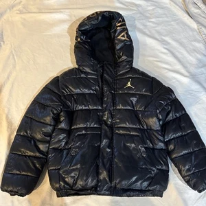 Nike Air Jordan Winter Puffer Jacket Youth M Jumpman Logo Quilted Boys Hood - Picture 1 of 5