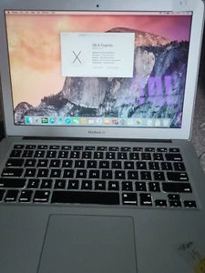Apple Macbook Air 13” Mid 2011 Core i7 1.7Ghz 4GB no ssd laptop work good - Picture 1 of 12