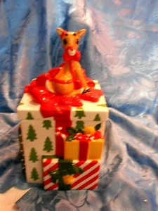 LENOX - RENO SENTADO EN CAJA DE REGALO TARRO DE GALLETAS 13 - Imagen 1 de 5