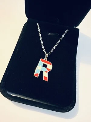 Collar de letras de acero inoxidable Puerto Rico nuevo en caja Foto 1 de 4