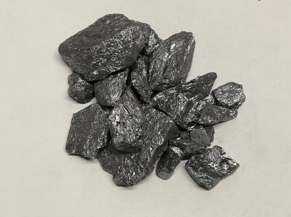 Pezzi METALLO SILICIO - Misura 10kg 10-50mm - Si 99% OMAGGIO P&P! - Immagine 1 di 1