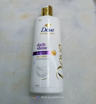 Dove Daily Shine Shampoo, 180ml for Damaged or Frizzy Hair 07/2028 f/s - Image 1 of 4