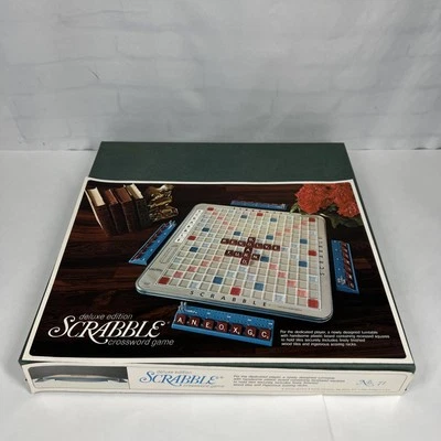 Vintage 1972 SCRABBLE DELUXE EDITION w/ Rotating Turntable Complete - Image 1 of 4